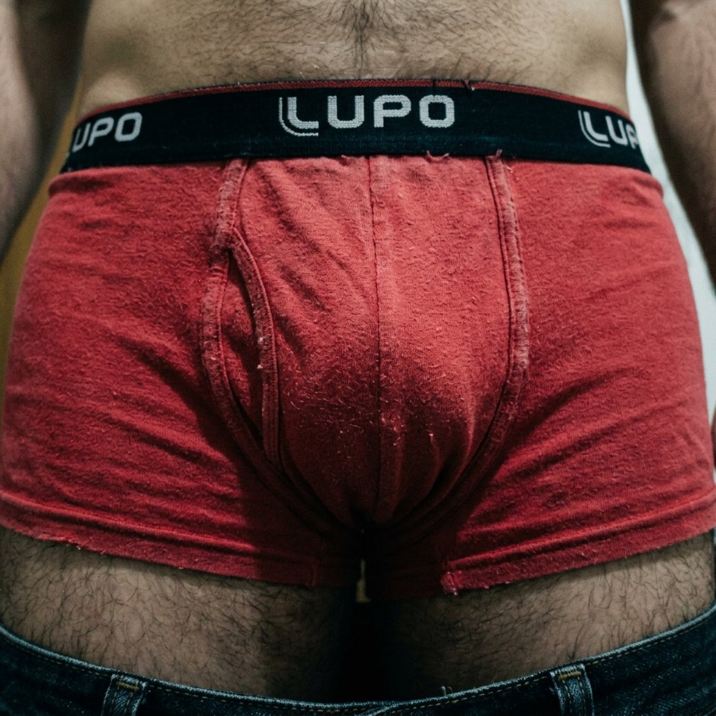 Cueca Boxer Lupo Vermelha Muito Usada Hairy 4