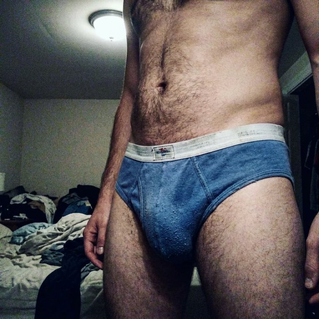 Cueca Slip Mash Azul Muito Usada Hairy