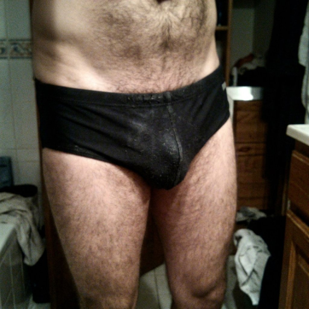 Sunga Slip Preta Muito Usada Hairy 3