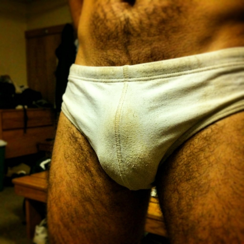 Sunga Slip Branca Muito Usada Hairy 3